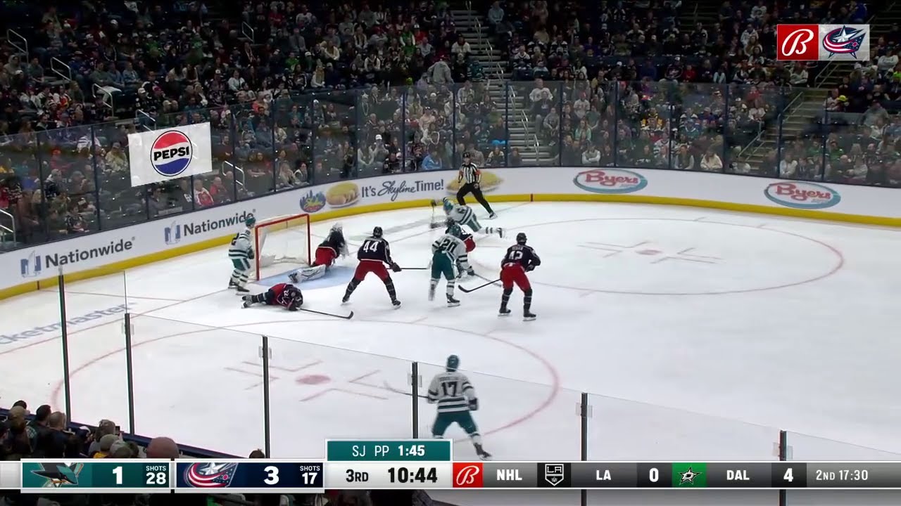 Daniil Tarasov's great glove save on Granlund's shot vs Sharks (16 mar 2024)