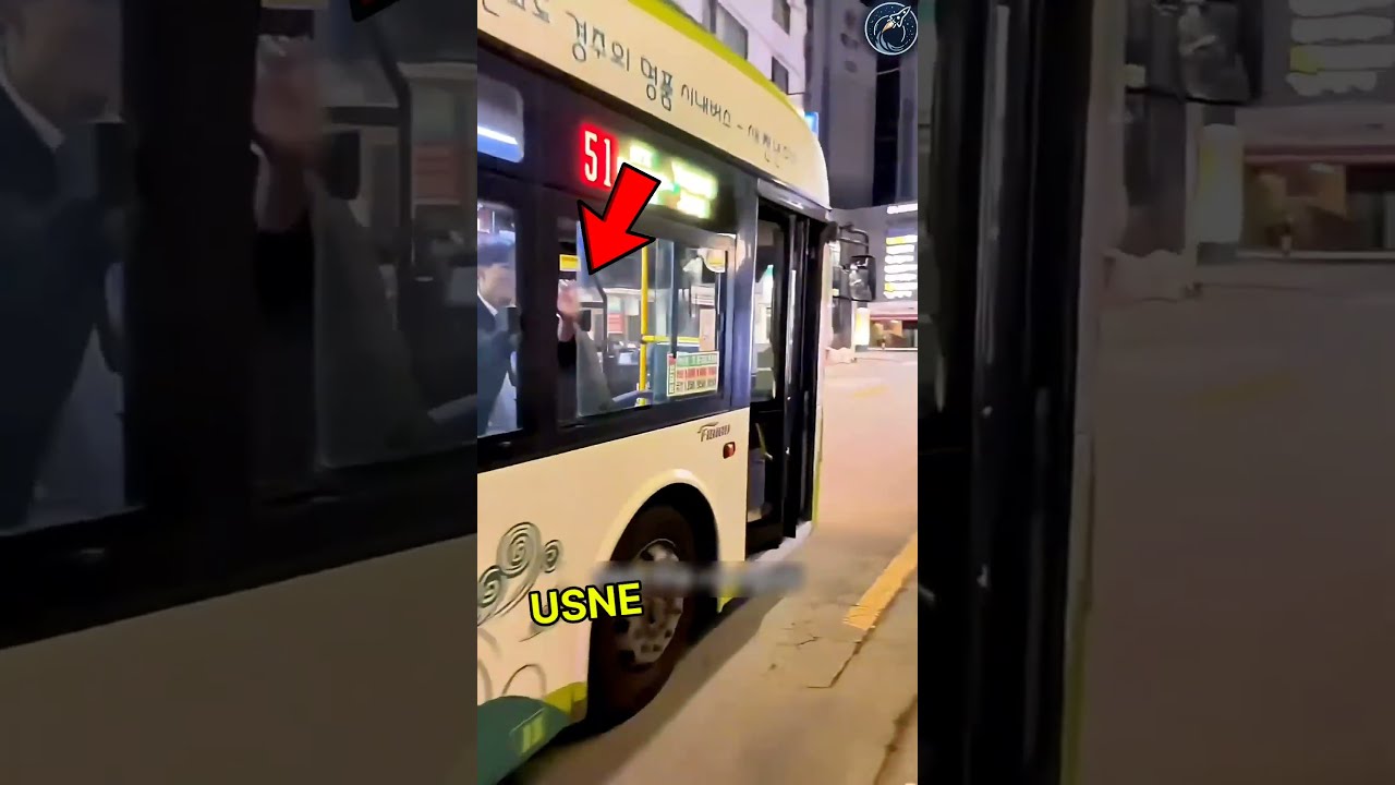 Why Did This Guy Throw The Card Out Of Bus Is It A New Trick Shorts Ytshorts