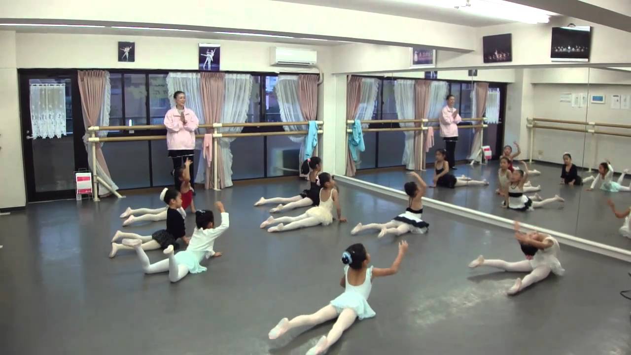 ゆうこバレエスタジオレッスン風景 バレエ教室っぽい動画ブログ