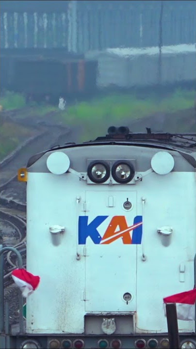Momen Langka Ada Lokomotif CC 204 Di Stasiun Rejosari. #shorts