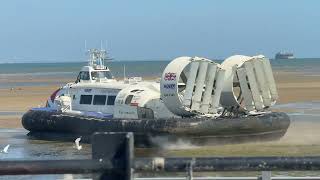 Hovercraft “ Drift ” at Ryde IOW 17-8-25 (4K)
