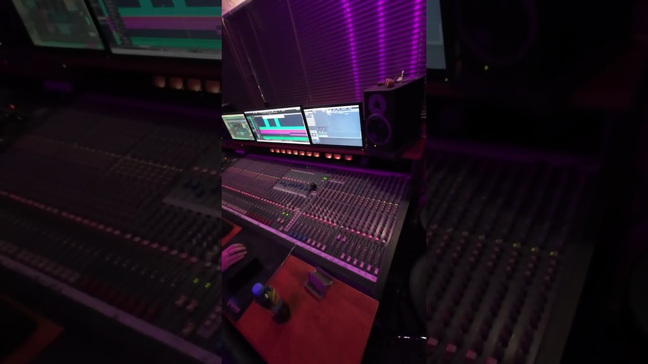 Polis -  Κράτα Με #musician  #music #singer #musiclife #production  #vocal #mylifeinmusic