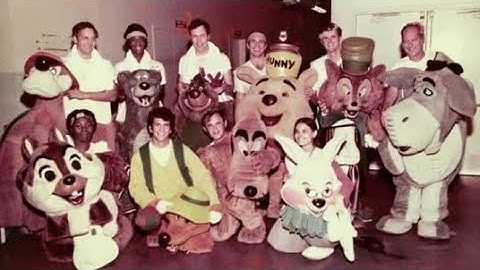 What Happens When Disney Mascots Die While Working? 😰