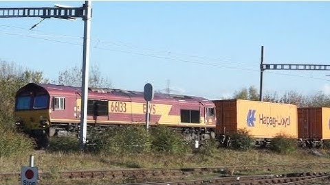 Class 66: DB EWS 66133 Passes Didcot Parkway Station