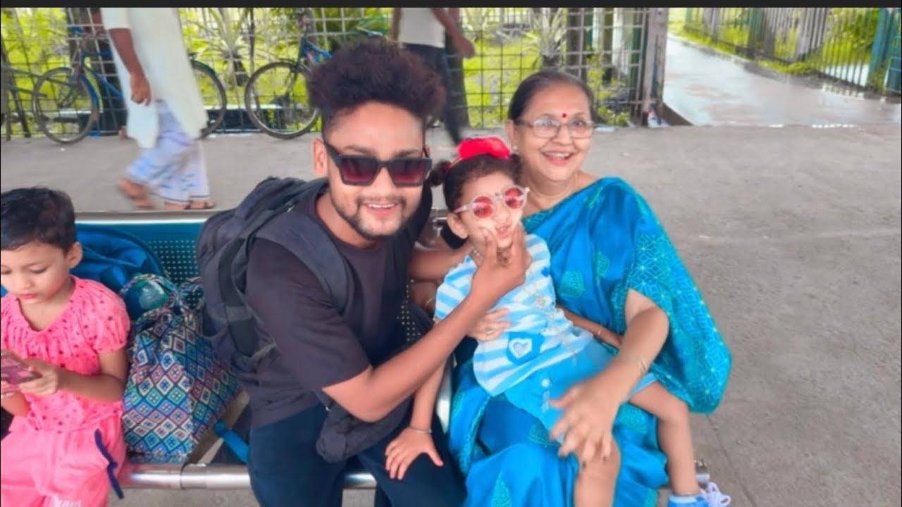 সোনা মাকে মানুষ এতটা ভালবাসবে। আমি স্বপ্নেও কোনোদিন ভাবি নি।@FreeMotionByRohan8 