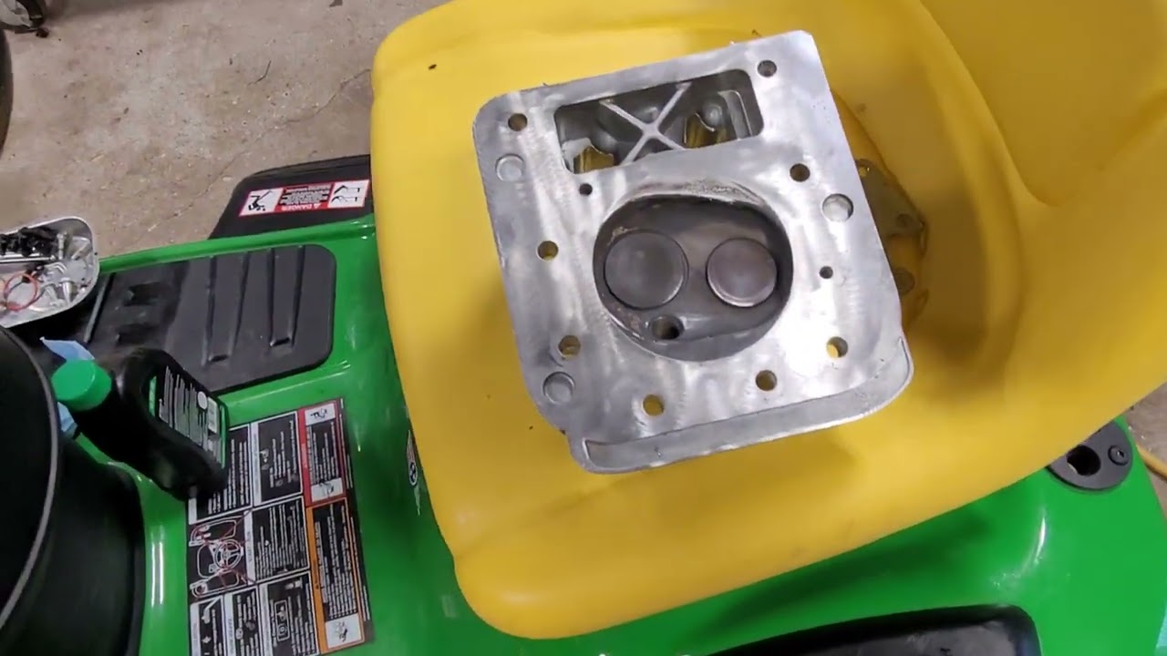 Educational Video  - Smoking Lawn Mower Engine