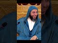 سعيد الكملي وهو يمازح طلابه ويحذرهم هههههه