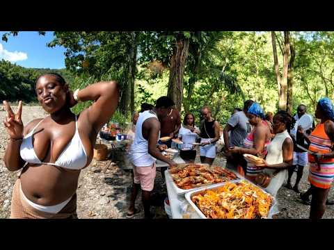 Biggest Seafood Cookout in Portland | ft Drizzy Burke ñ Walking Tv Family | Birthday Celebration