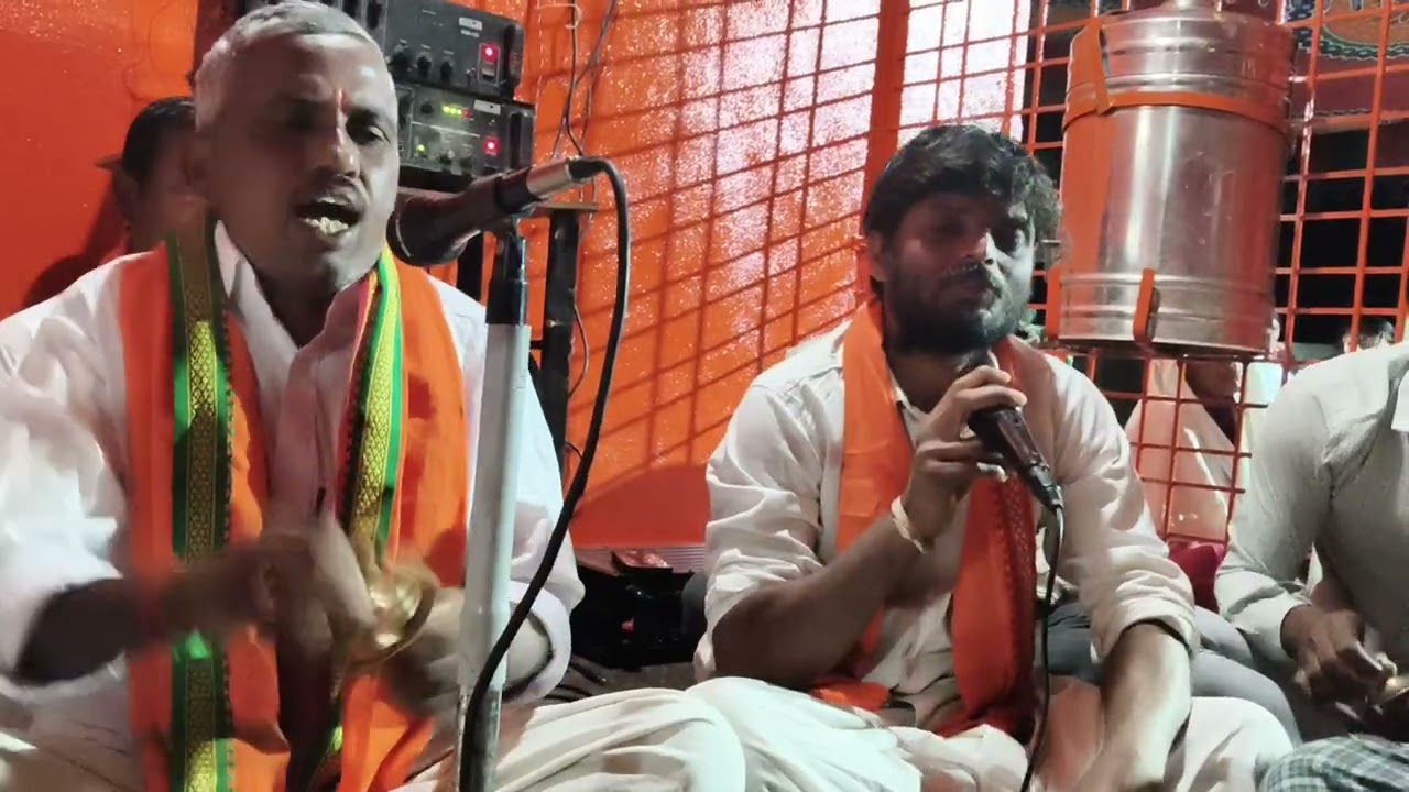 గరుడ వాహనుడై వచ్చెనమ్మా నారాయణమూర్తి. గానం. ఎన్ . మల్లయ్య.తప్లాపురం గ్రామంలో అద్భుతమైన భజన