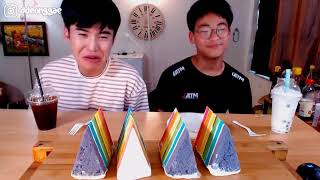 Mukbang (eating broadcasting) with Rainbow Cake with my cousin~!! (Eating Show