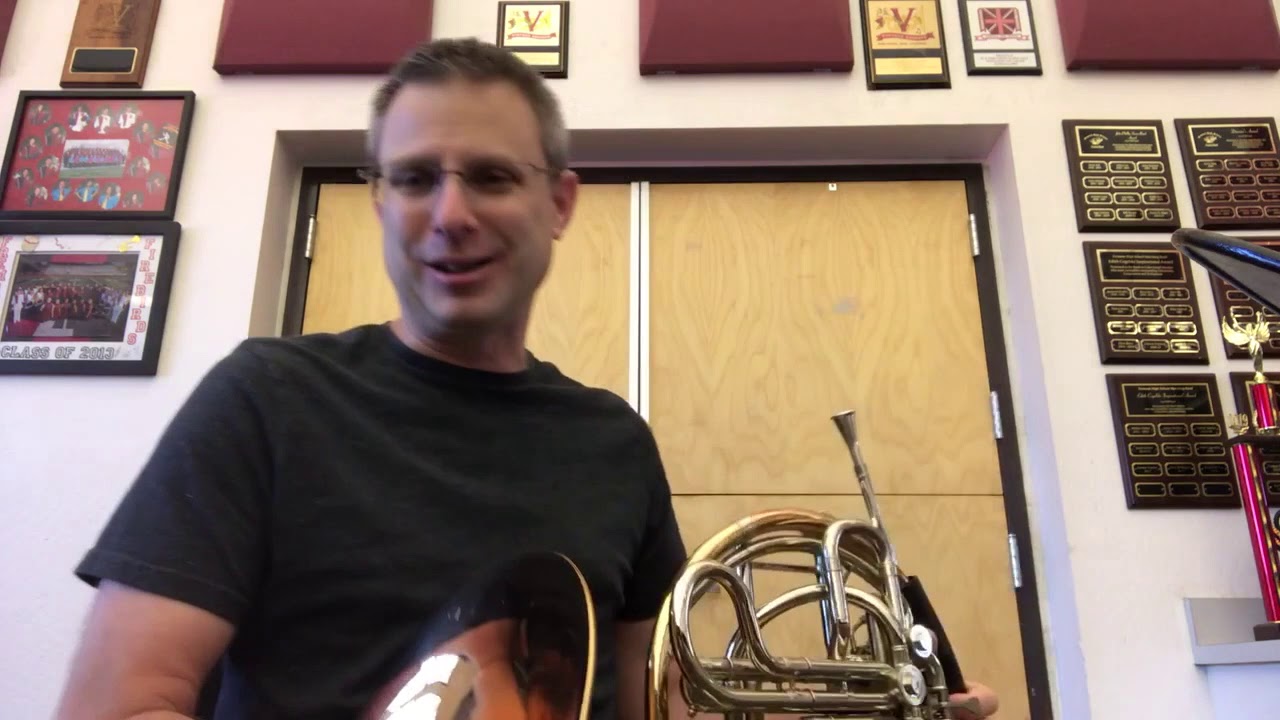 First Songs Hot Cross Buns on Single & Double Horn in F (For Horns