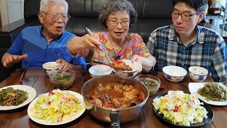 집밥먹방~! 코다리 조림 만들기 (미역 줄기볶음, 양상추 샐러드) Braised Pollack Mukbang / Korean Food Recipes