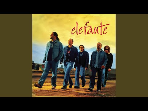 Watch the video for Déjate seguir