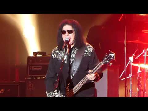 Video: Gene Simmons: Elämäkerta, Ura, Henkilökohtainen Elämä