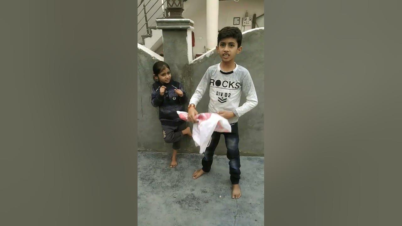 jhola-lekar-bajar-nahin-jata-tha-funny-comedy-shortvideo-shortfeed