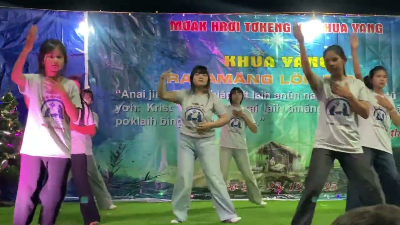 Thiếu nhi plơi o đất 