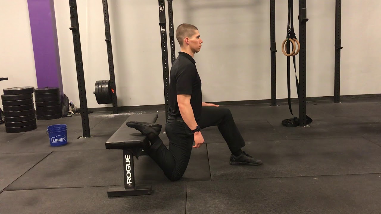 Couch Stretch with Bench - YouTube