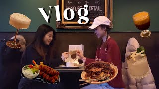 VLOG - Friday Bar Hopping with Friend 🥂