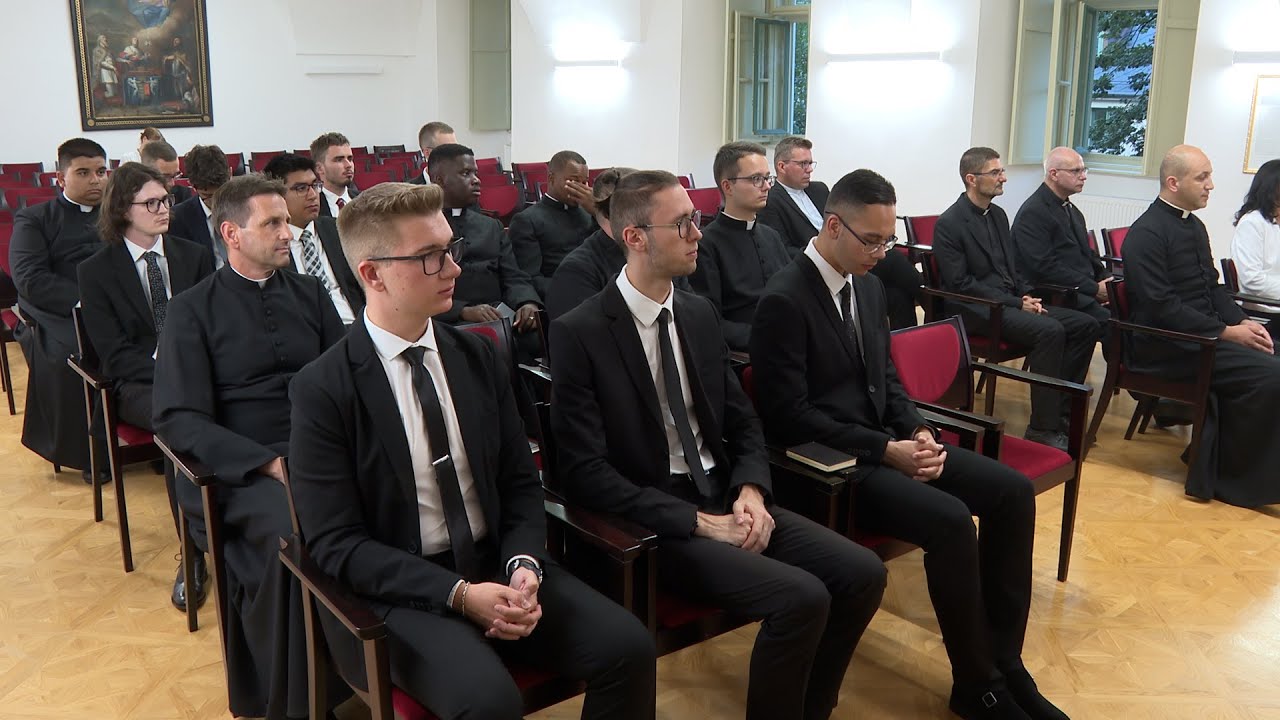 Tanévnyitó az egri szemináriumban