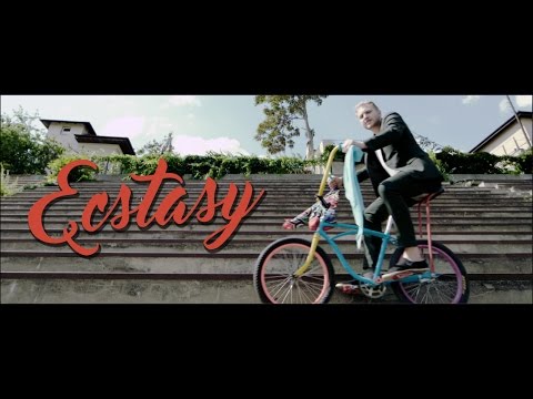 Paul Ballo & Hot Casandra - Ecstasy (Official Video)