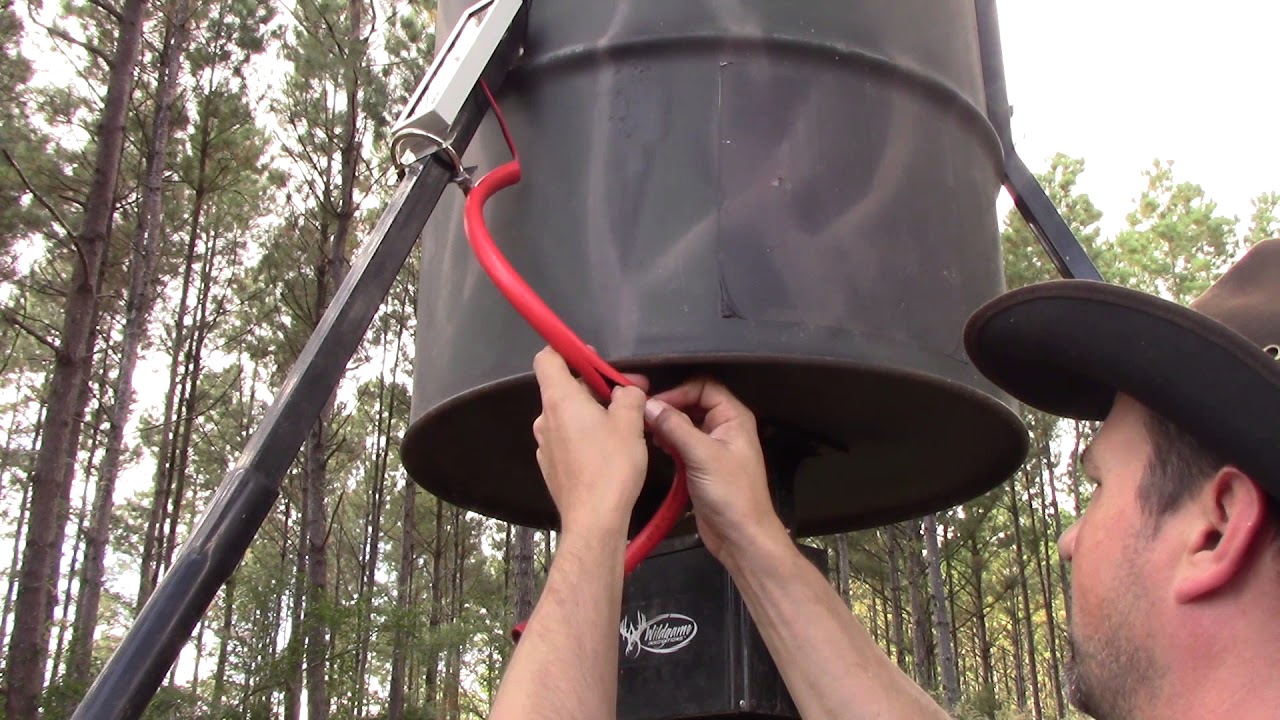 Feeder modifications to prevent Raccoon damage - YouTube