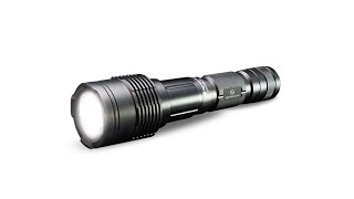 Linterna táctica NightSearcher Explorer XPL 1100  lumens video