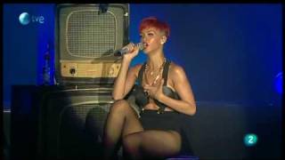 Rihanna - Rehab @ Rock in Rio Madrid 2010