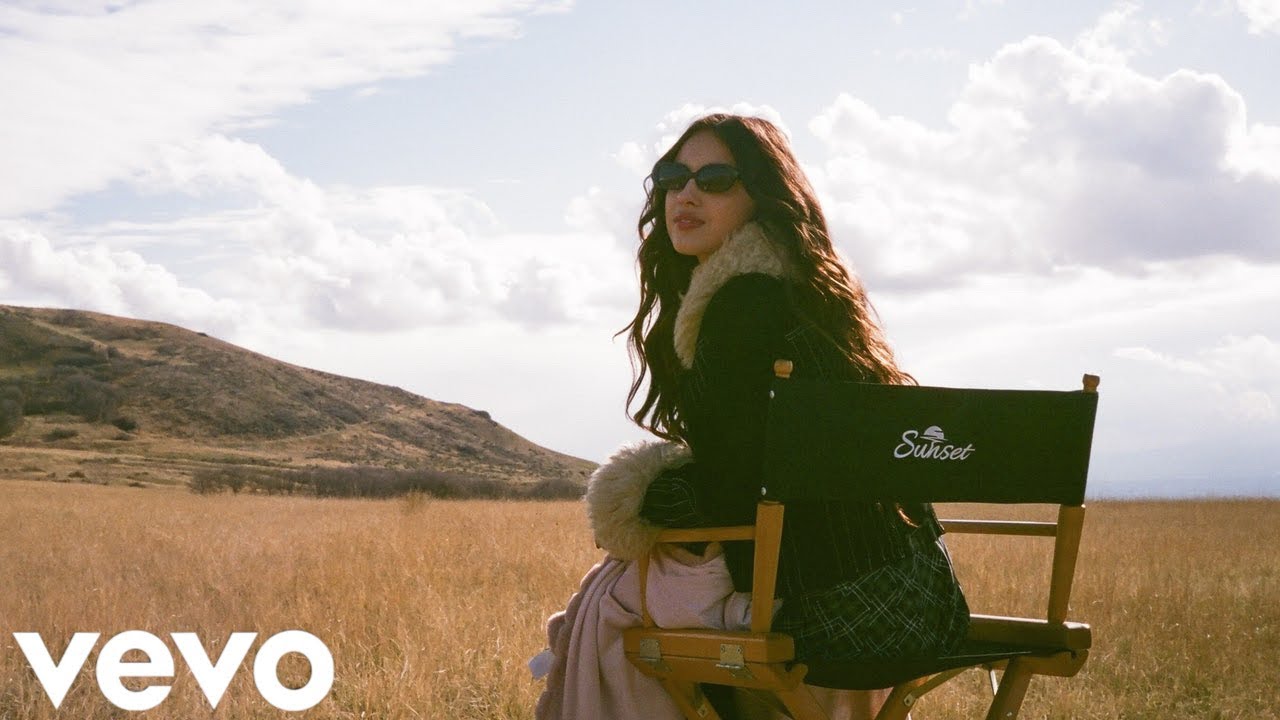 Olivia Rodrigo favorite crime (live from “driving home 2 u a SOUR film) YouTube