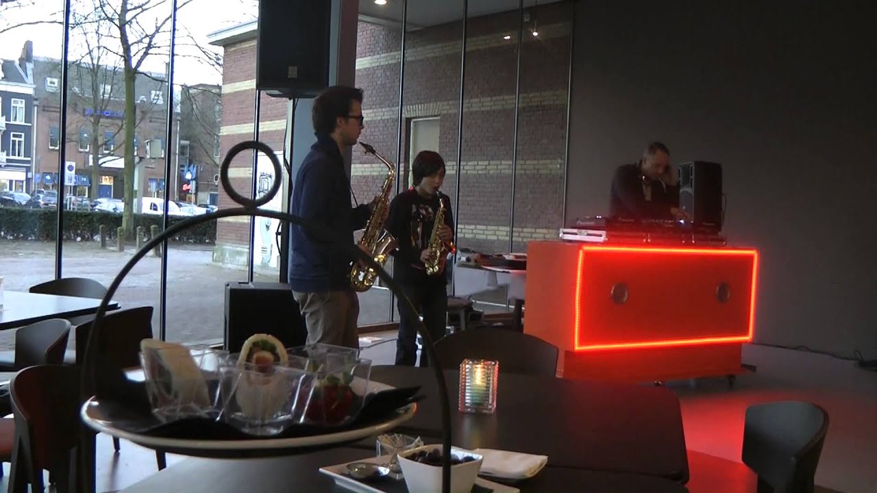 Funky heropening Grand café Mahler met Guus Janssen, Tadjiro Velzel en Dj. Edwin van 't Schip