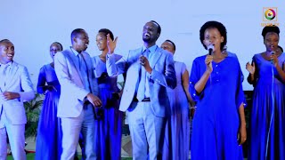 Oasis TV ~ YESU ARANKUNDA By Ambassadors Of Christ Choir in YITWA YESU Concert