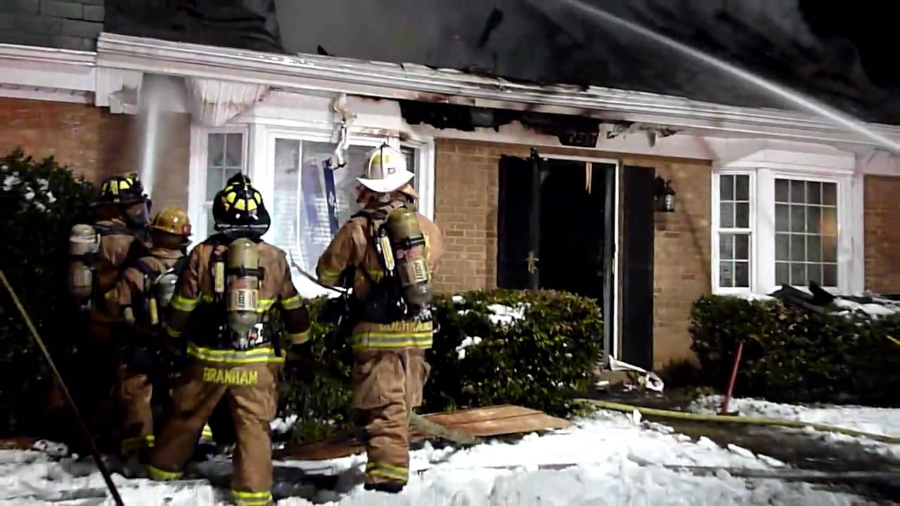 Fairfax County House Fire - 31 Jan 2010 - YouTube