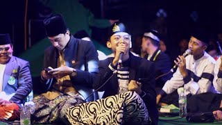 Viral Di Instagram  Suara Cempreng Gus Azmi Keluar