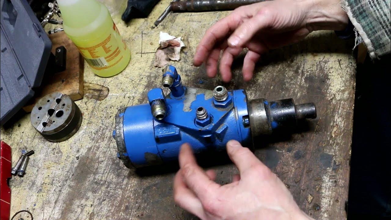 Ford 5000 Tractor Ross TRW Parker steering valve input shaft seal leak Part 1 YouTube