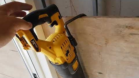 Dewalt DCS388 Reciprocating saw with the new rafter hook