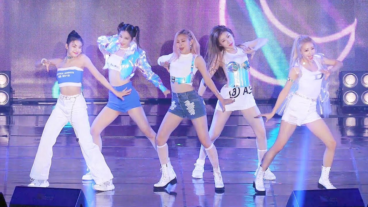190811 ITZY - IT'z SUMMER (있지 잇츠썸머) [Lotte Family Festival] 4K 직캠 by 비몽