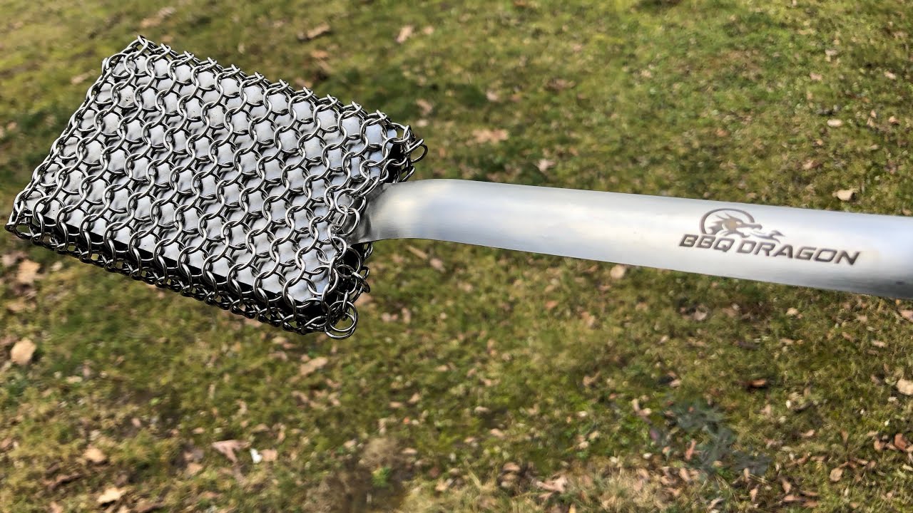  BBQ Dragon Chainmail Grill Brush and Scraper - Stainless Steel  Grill Cleaning Brush - Heavy Duty and Bristle Free Grill Cleaner, Grill  Scraper - Safe for Porcelain - Perfect Grill Accessories