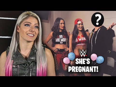 WWE Couple Makes UNEXPECTED Pregnancy Announcement That They've Been Hiding For Months - Smackdown