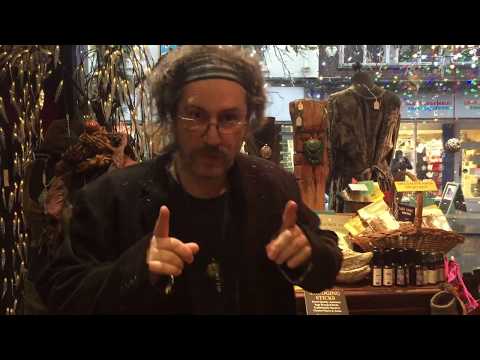 How To Read Tarot