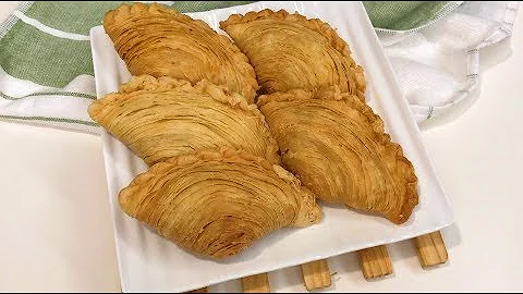 Spiral Curry Puffs