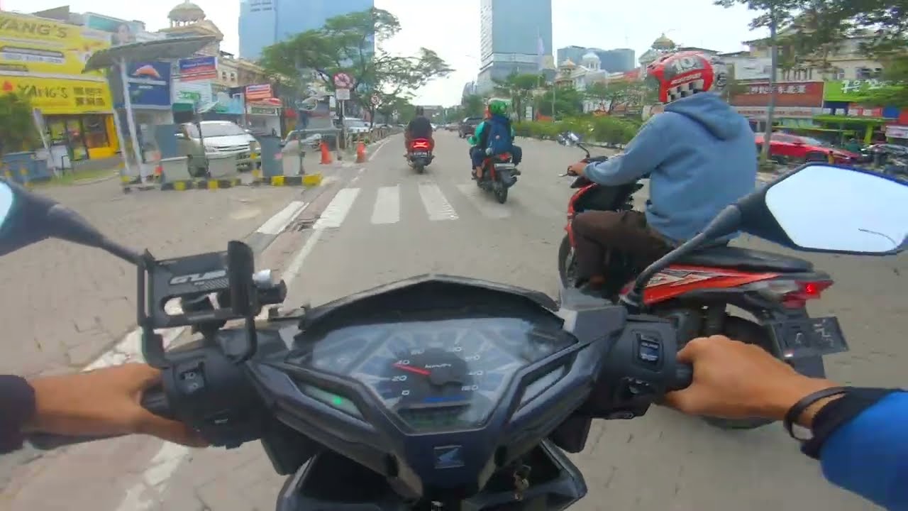 Damai indah golf pik ke Dreamville pik