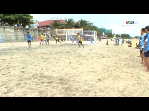 Video Giải bóng đá bãi biển tranh Cúp Rồng Xanh Long Hải |... - youtube