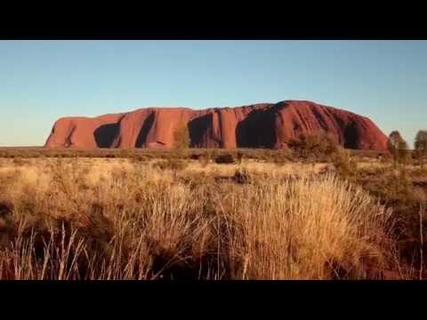 Video: Mahu Memanjat Uluru? Di Sini &Rsquo; S Mengapa Anda Perlu Menimbang Semula - Matador Network