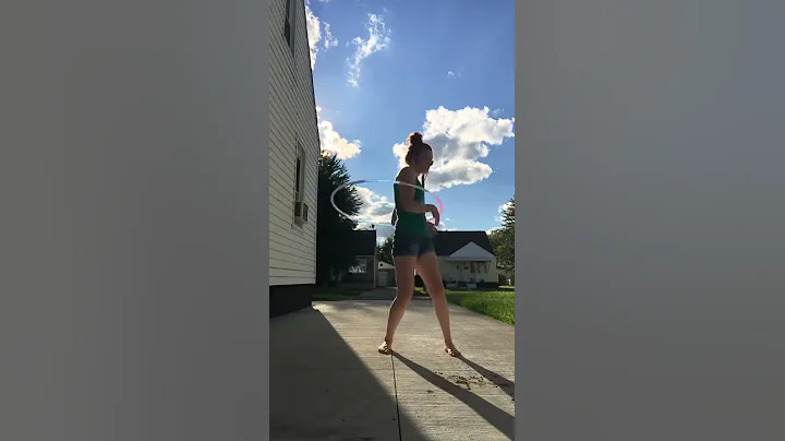 Ginger backyard hooper shoulder breaks