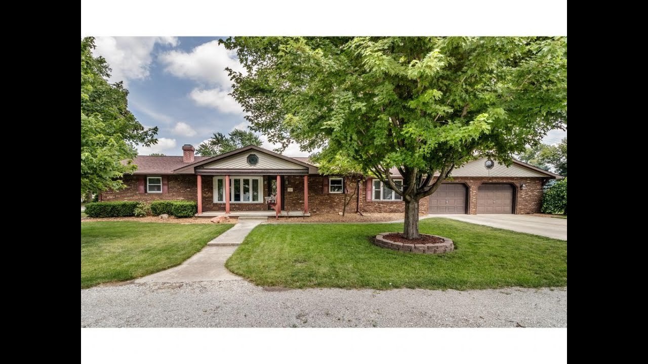 2321 Shelby Ave, Mattoon, IL 61938