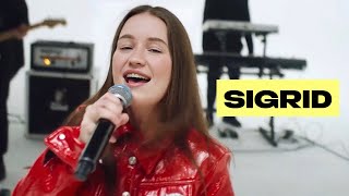 Sigrid - It Gets Dark (Live on The Late Late Show with James Corden)