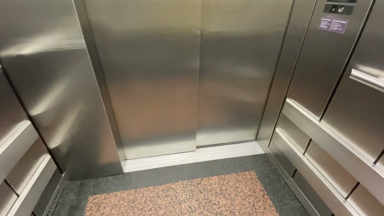[Abschlussfahrt!] 1972 Thyssen Aufzug im Rhein Ruhr Zentrum Mühlheim #aufzug #thyssenkrupp