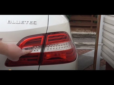 Mercedes 2014 ML 166 250 Reversing/Backup Light - Bulb Change
