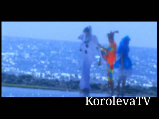 Paypoqdagi busty kaltaklar bilan porno tomosha qiling