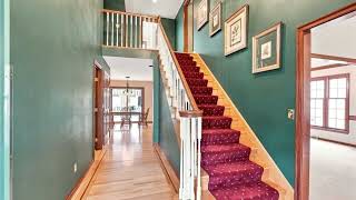 71 Sandhurst Ln Amherst, NY 14221