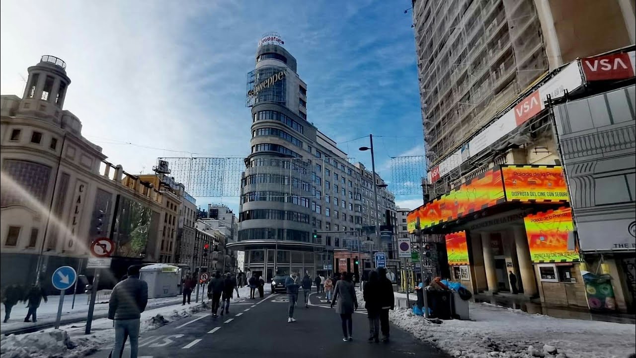 Despues la nevada en Madrid || Walk after snow in Madrid || Sol, Gran via, Callao, y Moncloa
